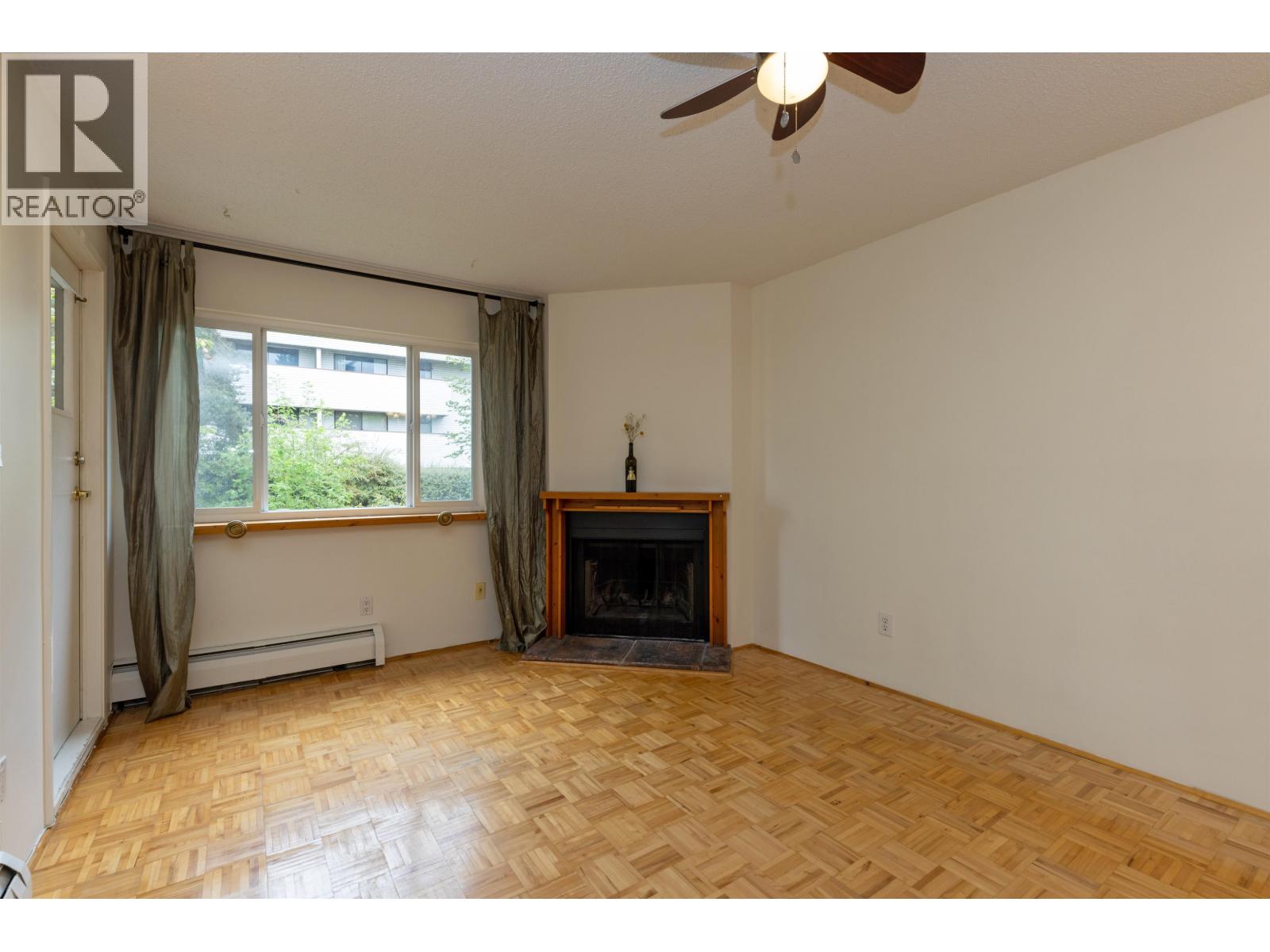 213 1209 Howie Avenue, Coquitlam, British Columbia  V3J 1T9 - Photo 8 - R3111291