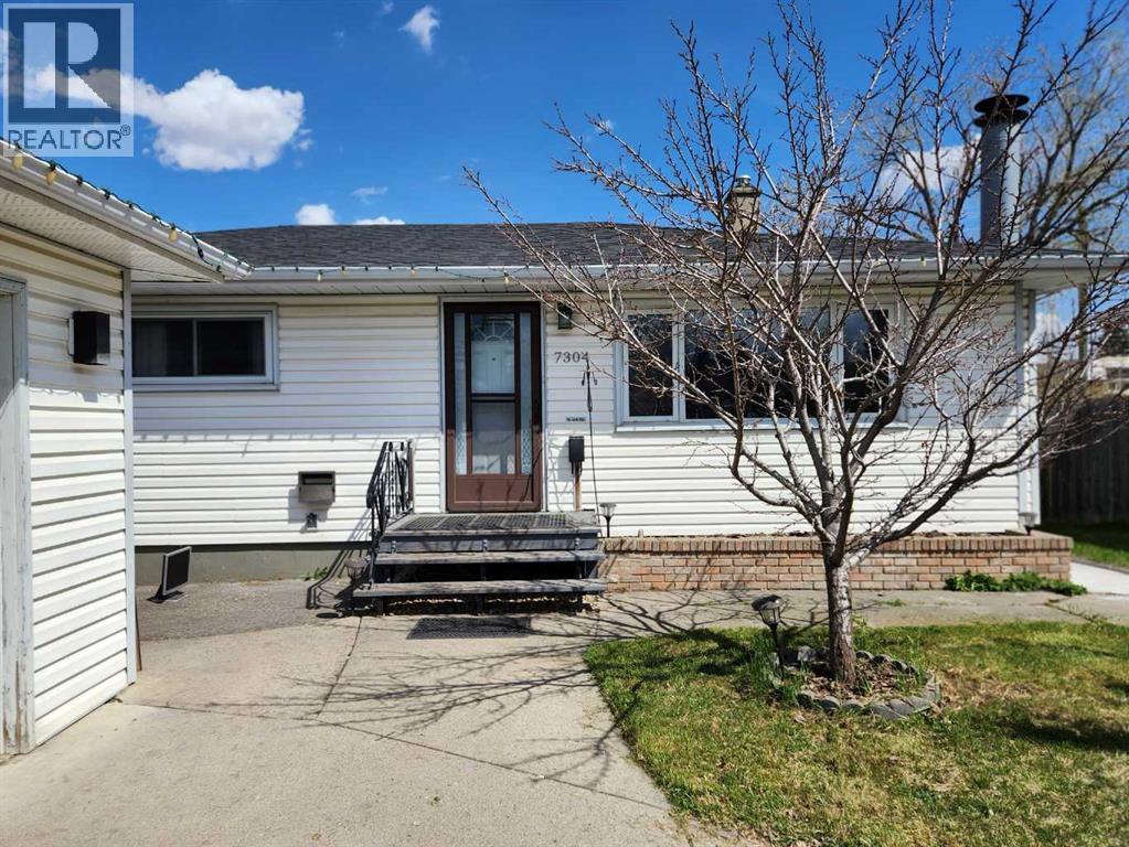 7304 5 Street SW, Calgary, Alberta
