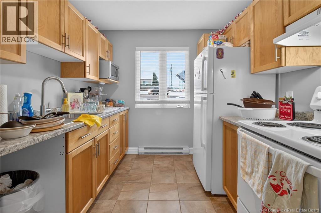 322 Amirault, Dieppe, New Brunswick  E1A 6Y9 - Photo 8 - NB131927