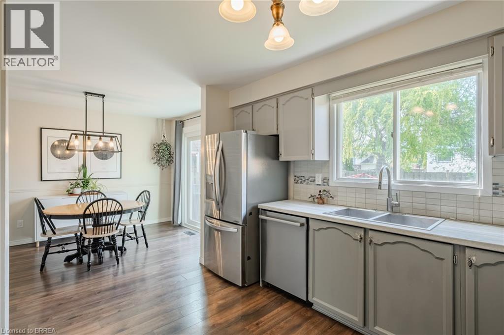 24 Hallmark Street, Brantford, Ontario  N3P 1A5 - Photo 11 - 40820145