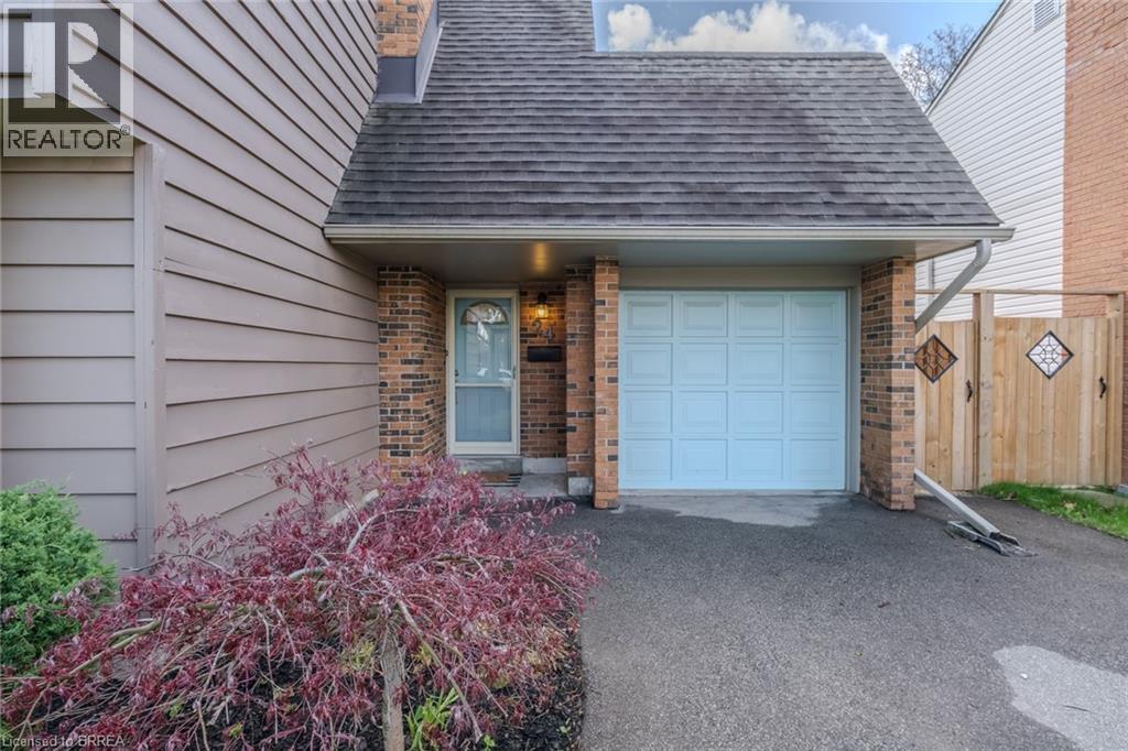 24 Hallmark Street, Brantford, Ontario  N3P 1A5 - Photo 4 - 40820145