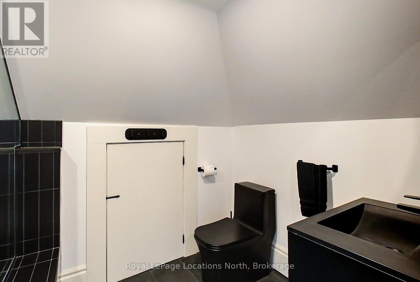 24 Marshall Street W, Meaford, Ontario  N4L 1E3 - Photo 33 - X12903526