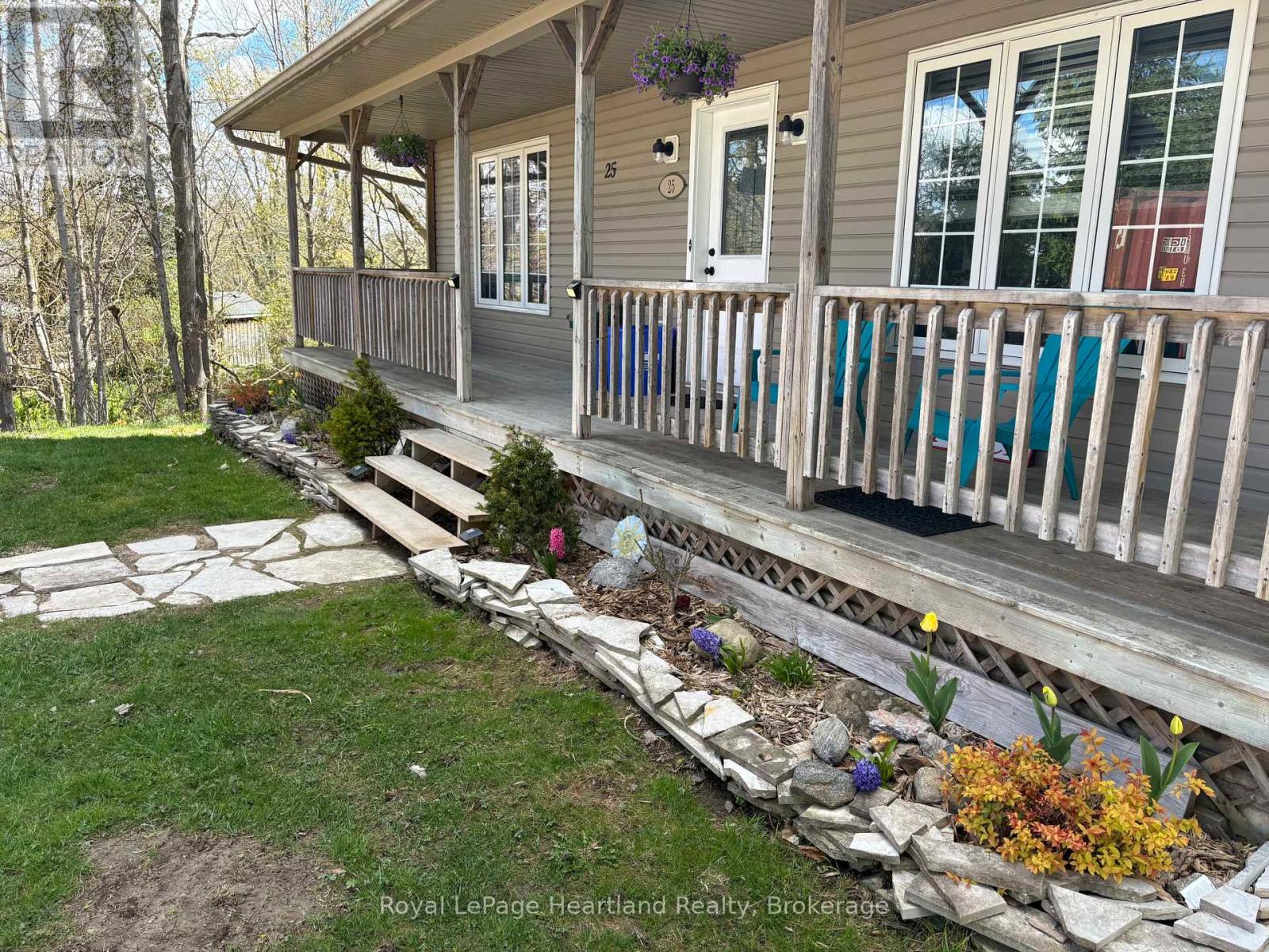 25 John Street W, Minto, Ontario  N0G 1M0 - Photo 45 - X12898272