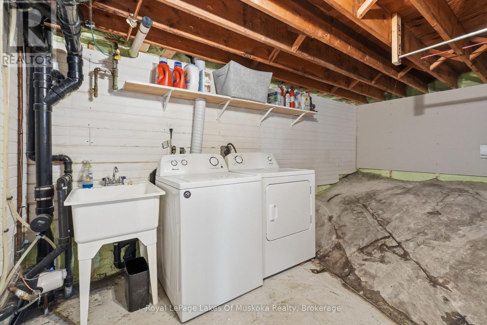 12 Manominee Street, Huntsville, Ontario  P1H 1H2 - Photo 25 - X12996660