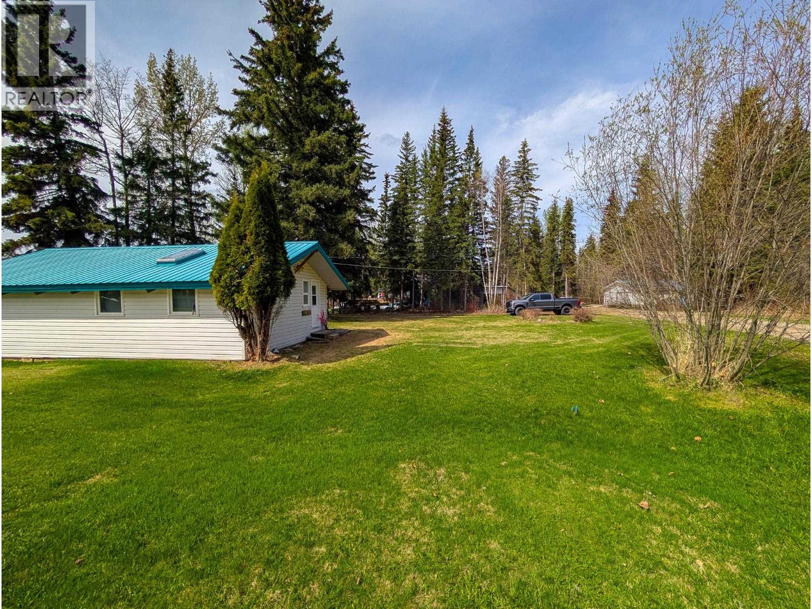 50505 Lake Drive, Vanderhoof, British Columbia  V0J 3A3 - Photo 2 - R3121786