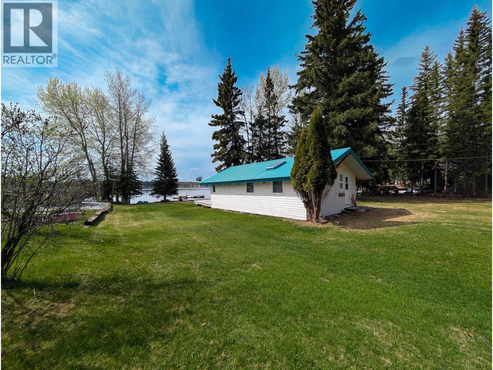 50505 Lake Drive, Vanderhoof, British Columbia  V0J 3A3 - Photo 3 - R3121786