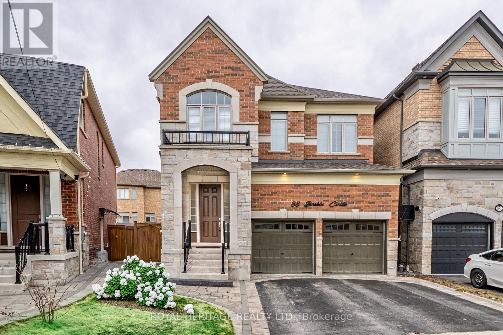 88 BRABIN CIRCLE, Whitby, Ontario