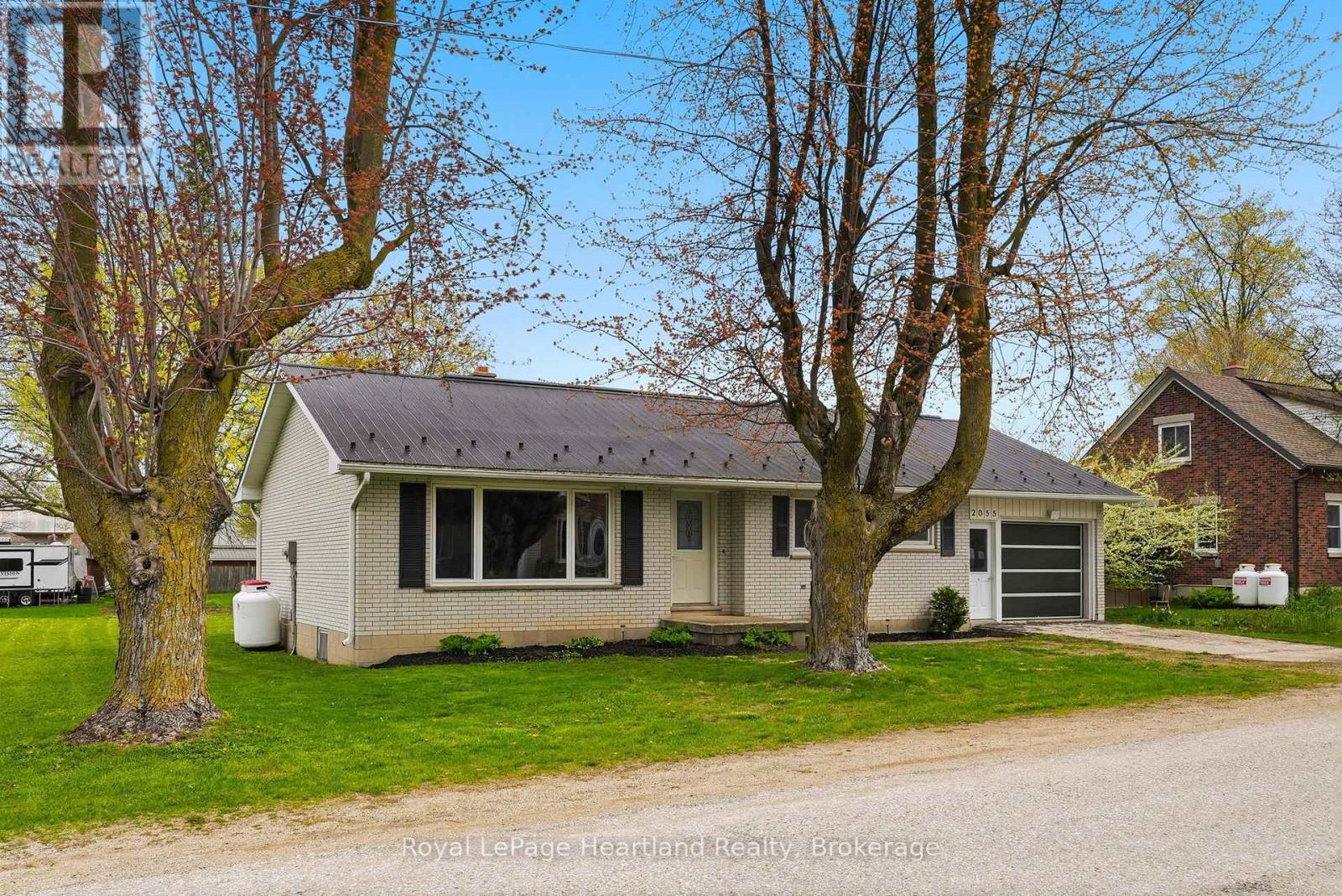 2055 John Street, Howick, Ontario  N0G 1X0 - Photo 2 - X13109202