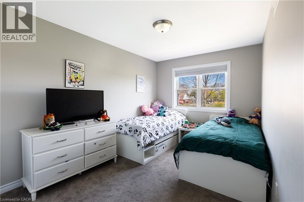32 Frederick Street, Stratford, Ontario  N5A 3V4 - Photo 23 - 40828911
