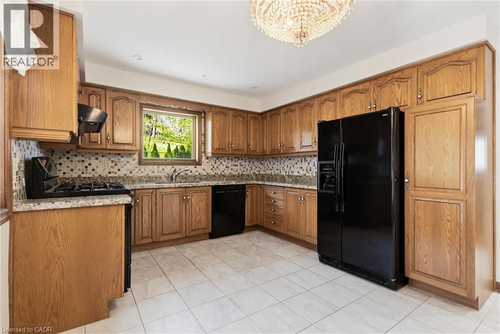 84 Homeside Avenue, Hamilton, Ontario  L8G 3H1 - Photo 5 - 40828218