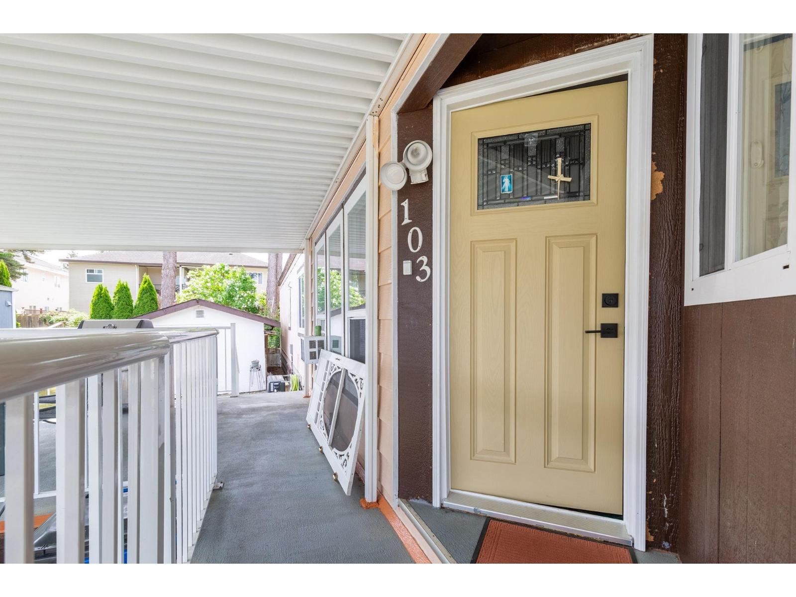 103 8224 134 Street, Surrey, British Columbia  V3W 4V1 - Photo 5 - R3121759