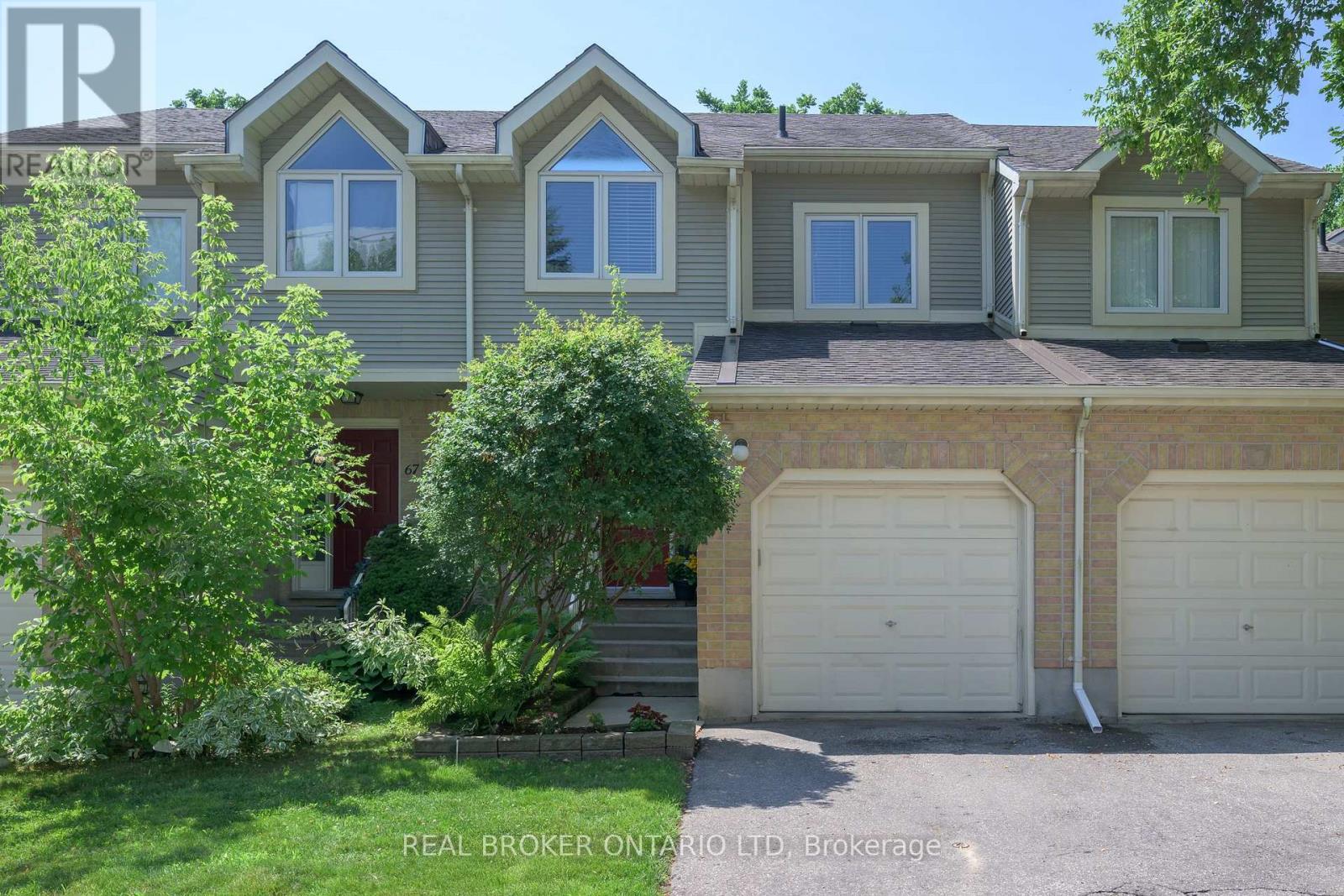 66 - 9 AILSA PLACE, London South, Ontario