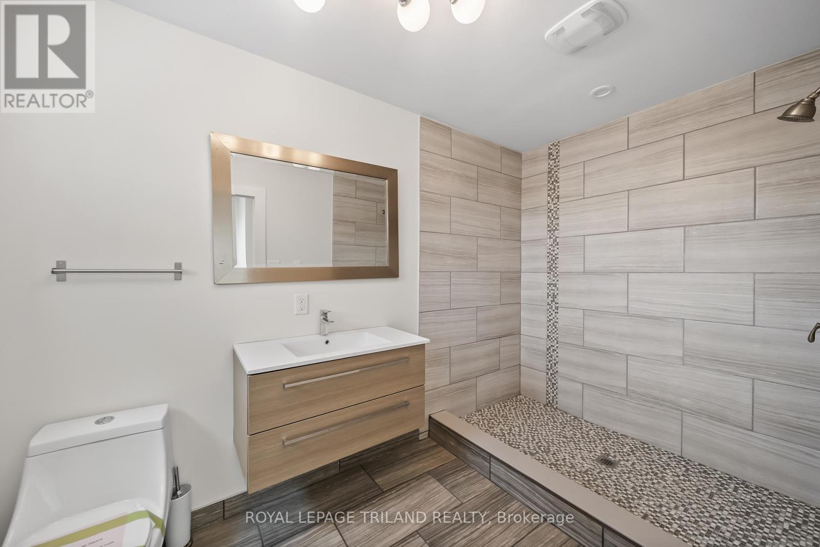 239 Colborne Street, London East, Ontario  N6B 2S4 - Photo 25 - X13109270