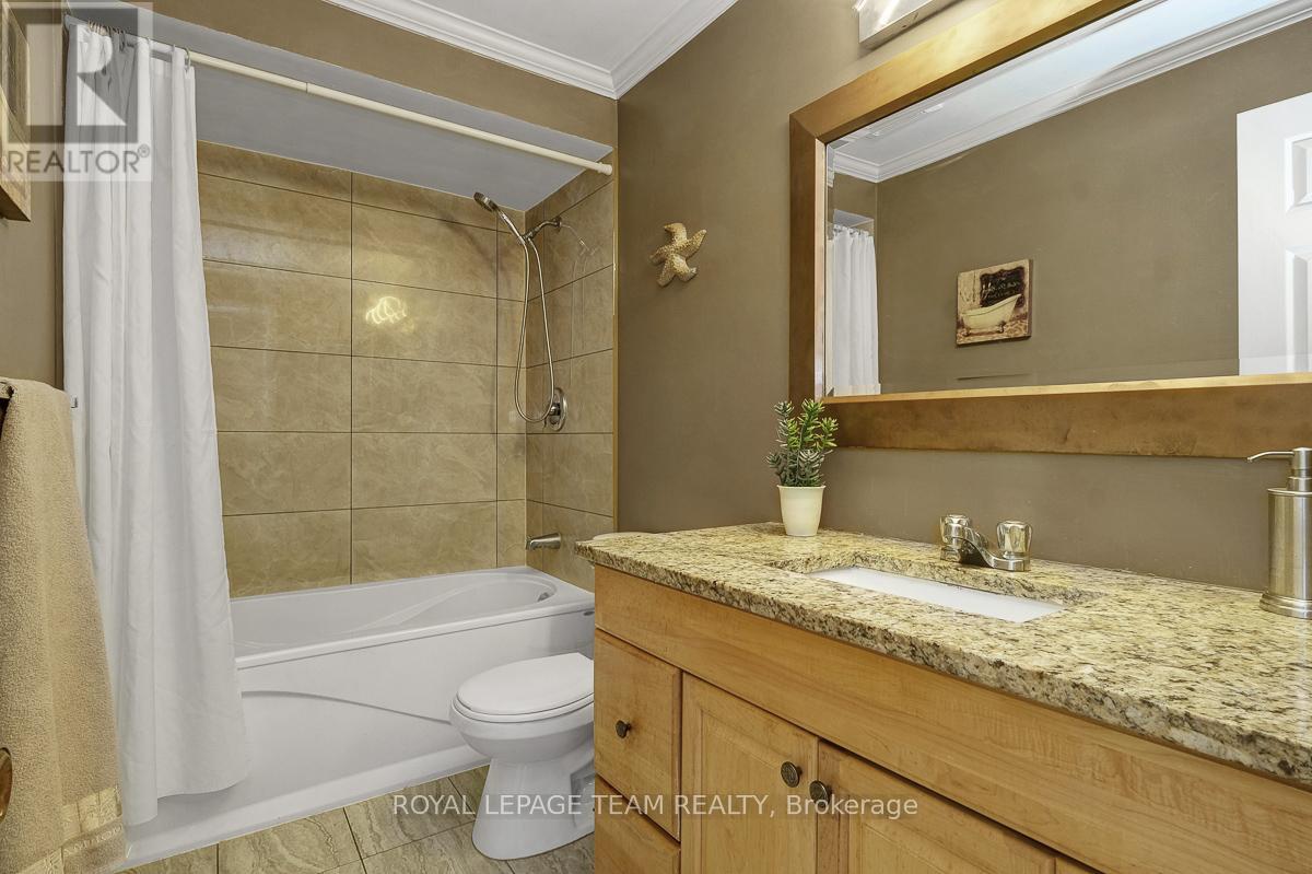 35 - 2027 Stonehenge Crescent, Ottawa, Ontario  K1B 4N7 - Photo 18 - X13109252