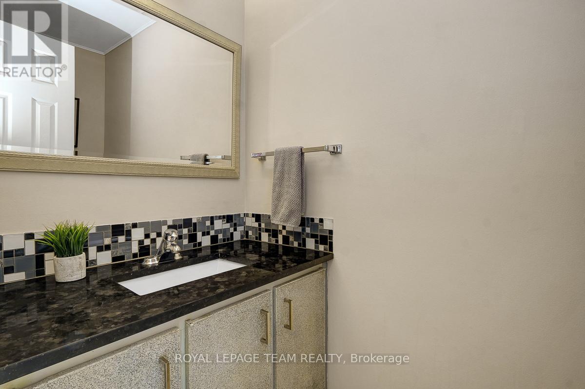 35 - 2027 Stonehenge Crescent, Ottawa, Ontario  K1B 4N7 - Photo 21 - X13109252
