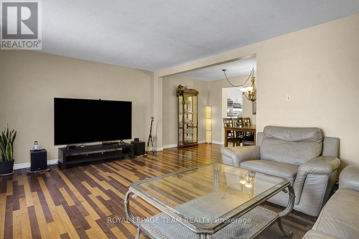 35 - 2027 Stonehenge Crescent, Ottawa, Ontario  K1B 4N7 - Photo 9 - X13109252