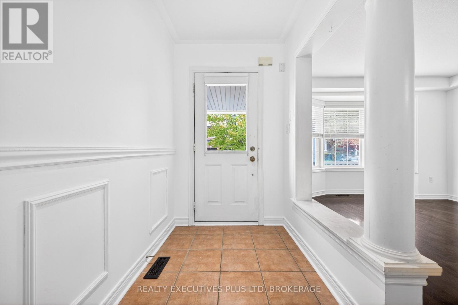 389 Wright Crescent, Niagara-On-The-Lake (Glendale), Ontario  L0S 1J0 - Photo 5 - X13109204