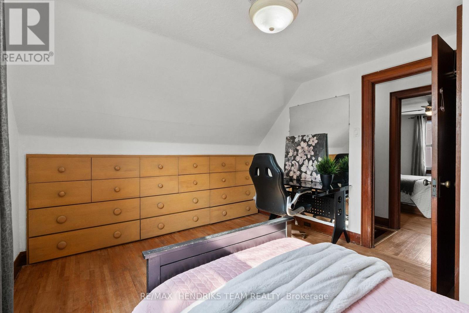 70 Carleton Street N, Thorold, Ontario  L2V 2A7 - Photo 22 - X13109234
