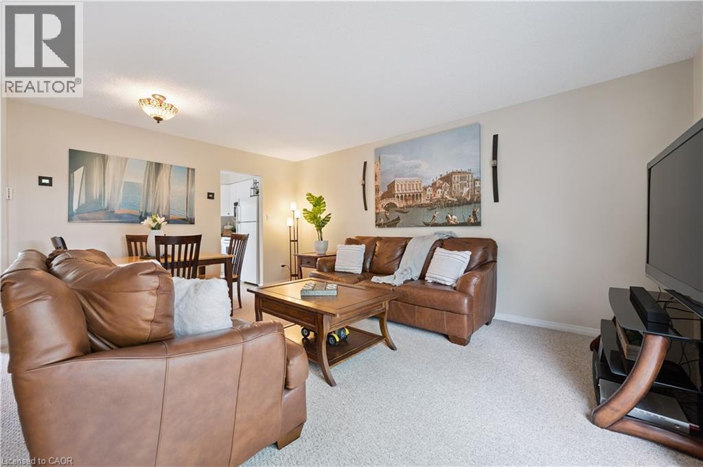 255 Camelot Court Unit# 2, Waterloo, Ontario  N2K 3G1 - Photo 11 - 40821349
