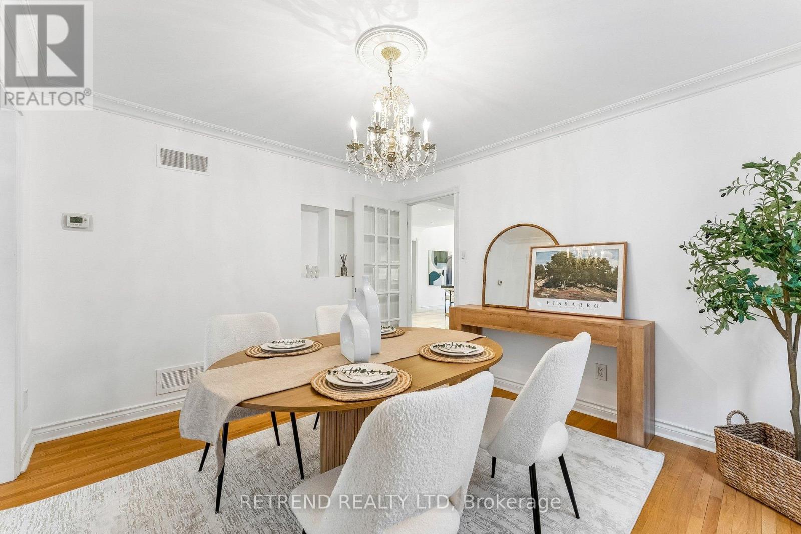 111 Hillcrest Avenue, Toronto, Ontario  M2N 3N8 - Photo 16 - C13109162
