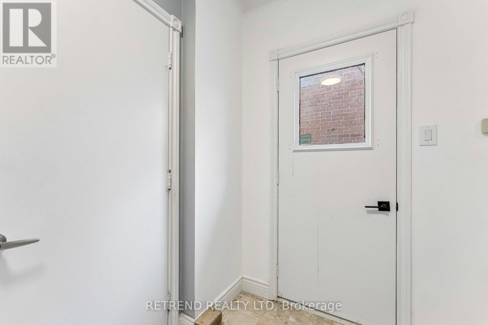 111 Hillcrest Avenue, Toronto, Ontario  M2N 3N8 - Photo 23 - C13109162