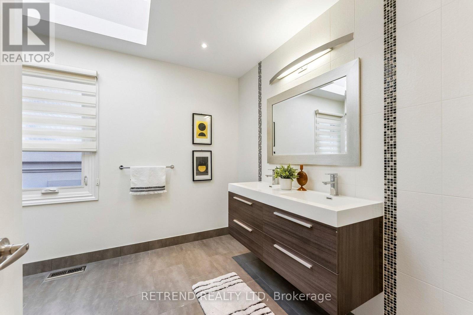 111 Hillcrest Avenue, Toronto, Ontario  M2N 3N8 - Photo 34 - C13109162