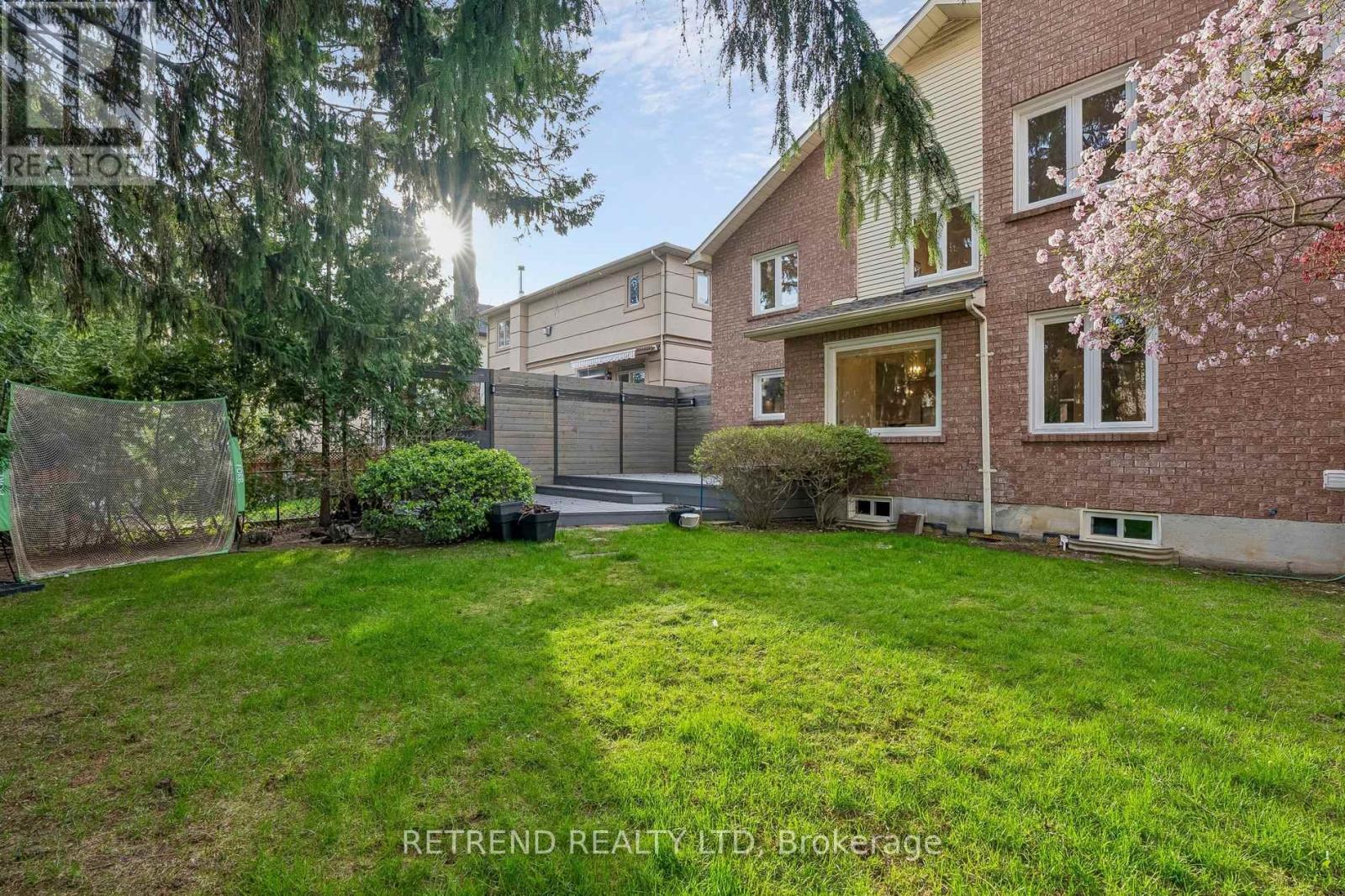 111 Hillcrest Avenue, Toronto, Ontario  M2N 3N8 - Photo 47 - C13109162