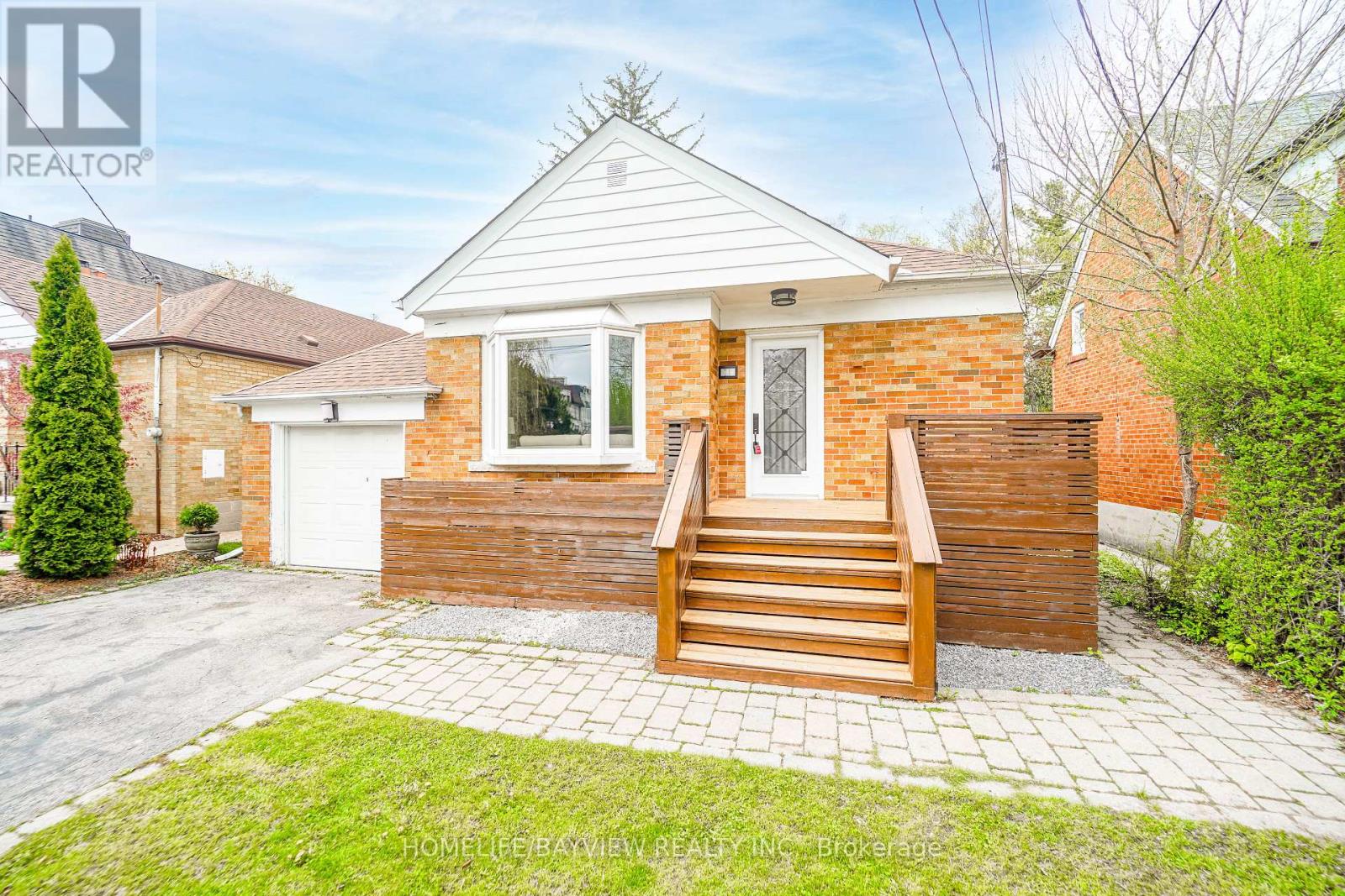 14 EASTON ROAD, Toronto, Ontario