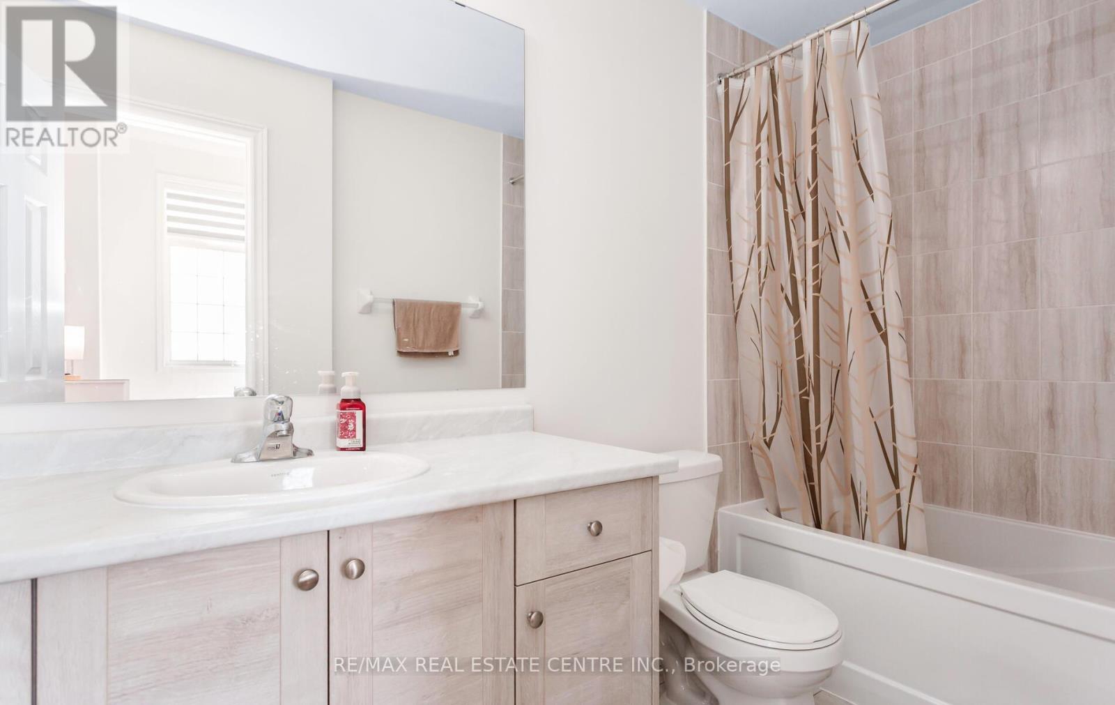 988 Grosbeak Trail, Pickering, Ontario  L1X 0P6 - Photo 31 - E13109180