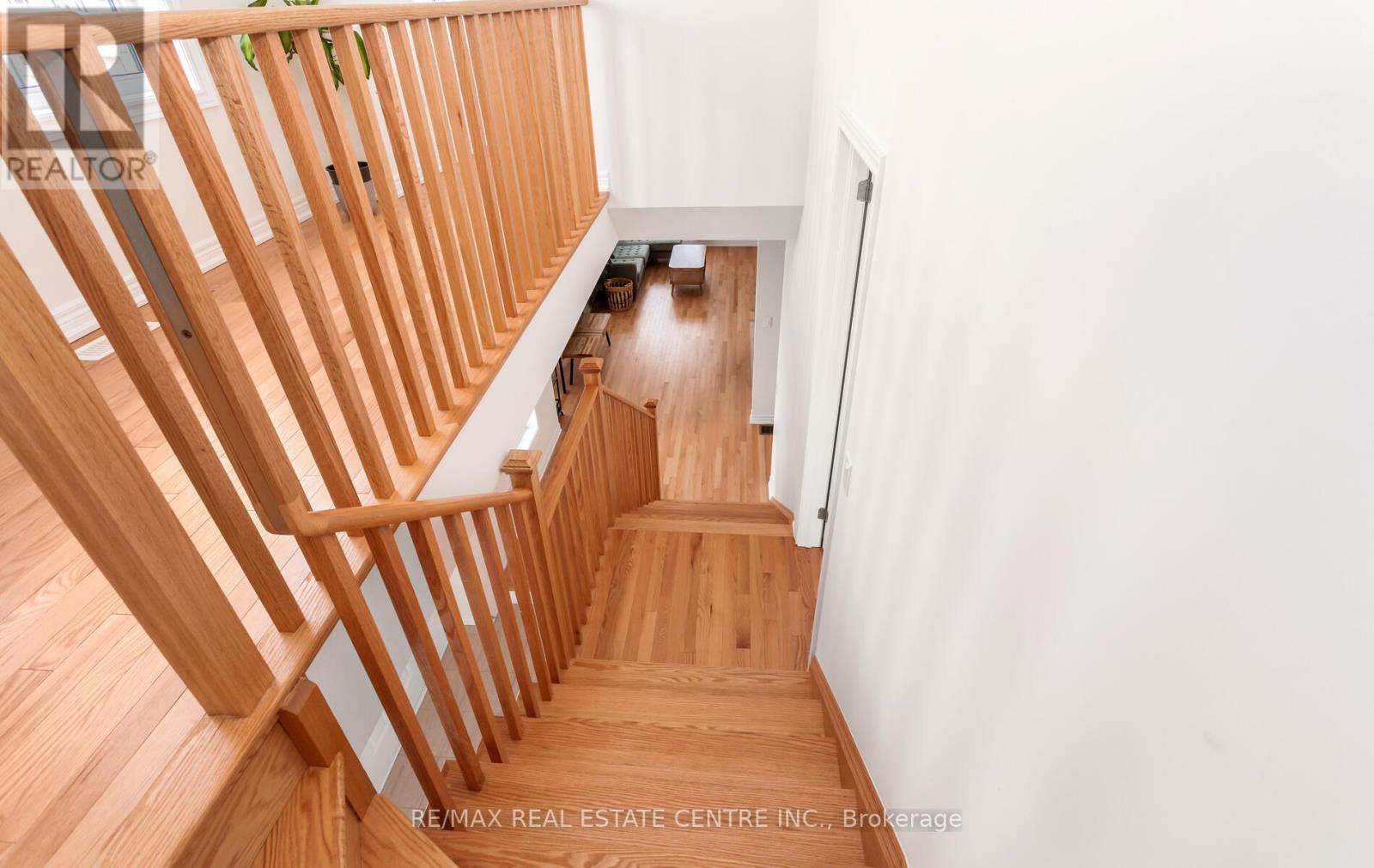 988 Grosbeak Trail, Pickering, Ontario  L1X 0P6 - Photo 33 - E13109180
