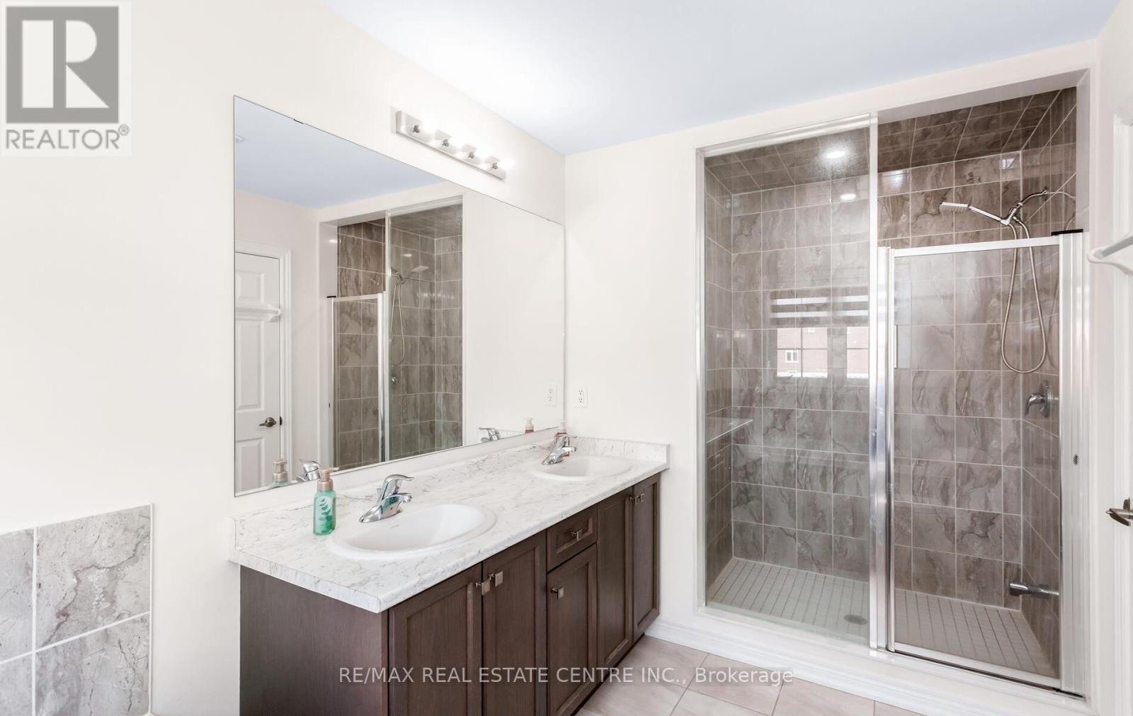 988 Grosbeak Trail, Pickering, Ontario  L1X 0P6 - Photo 42 - E13109180