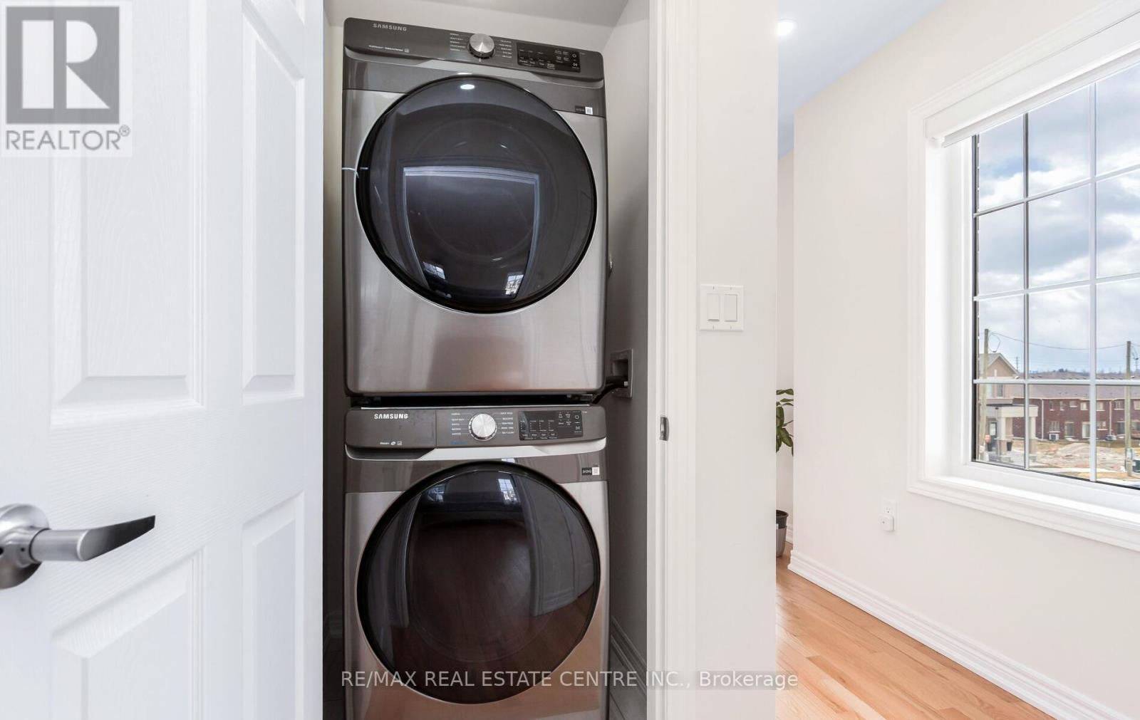 988 Grosbeak Trail, Pickering, Ontario  L1X 0P6 - Photo 48 - E13109180