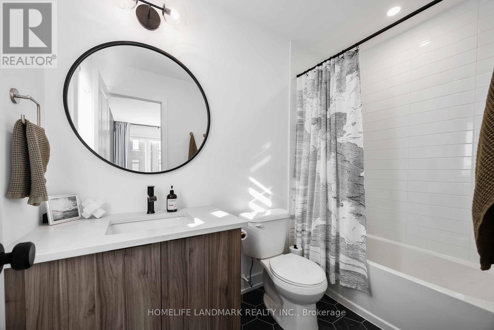 1330 Gull Crossing, Pickering, Ontario  L1W 0B7 - Photo 25 - E13109214