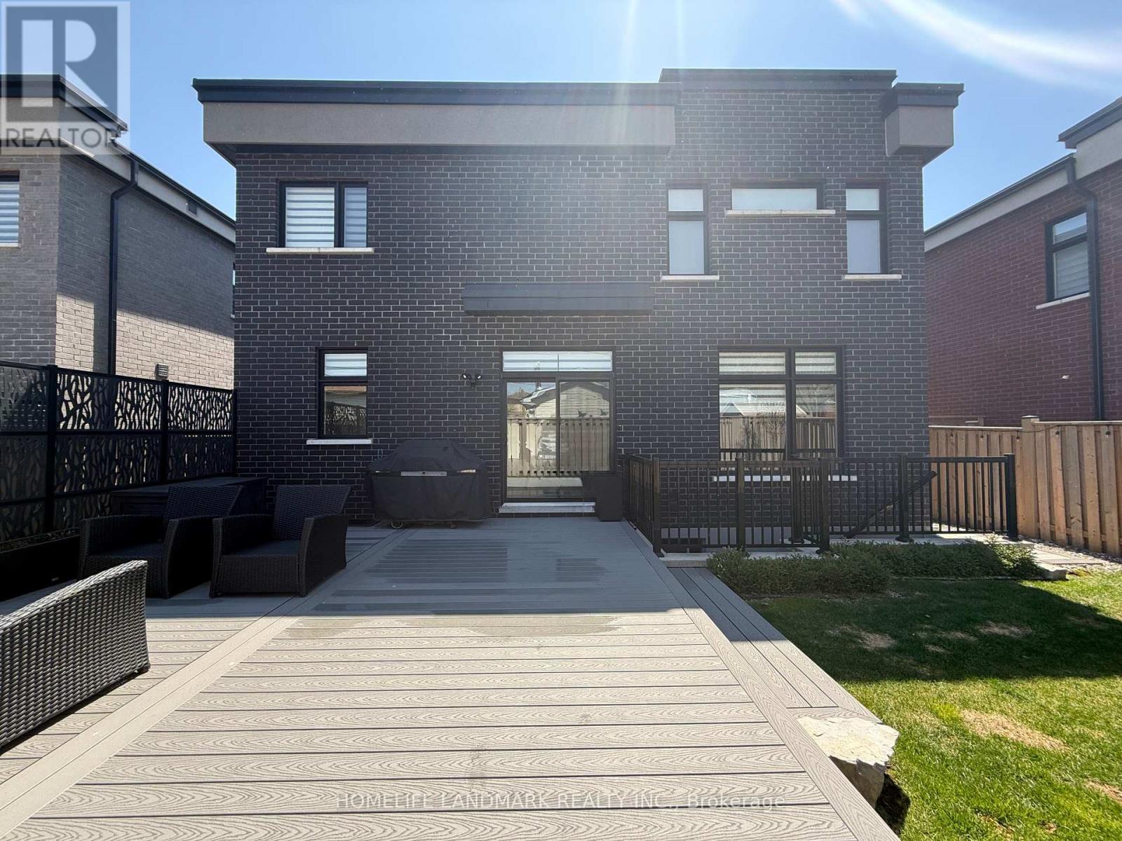 1330 Gull Crossing, Pickering, Ontario  L1W 0B7 - Photo 42 - E13109214