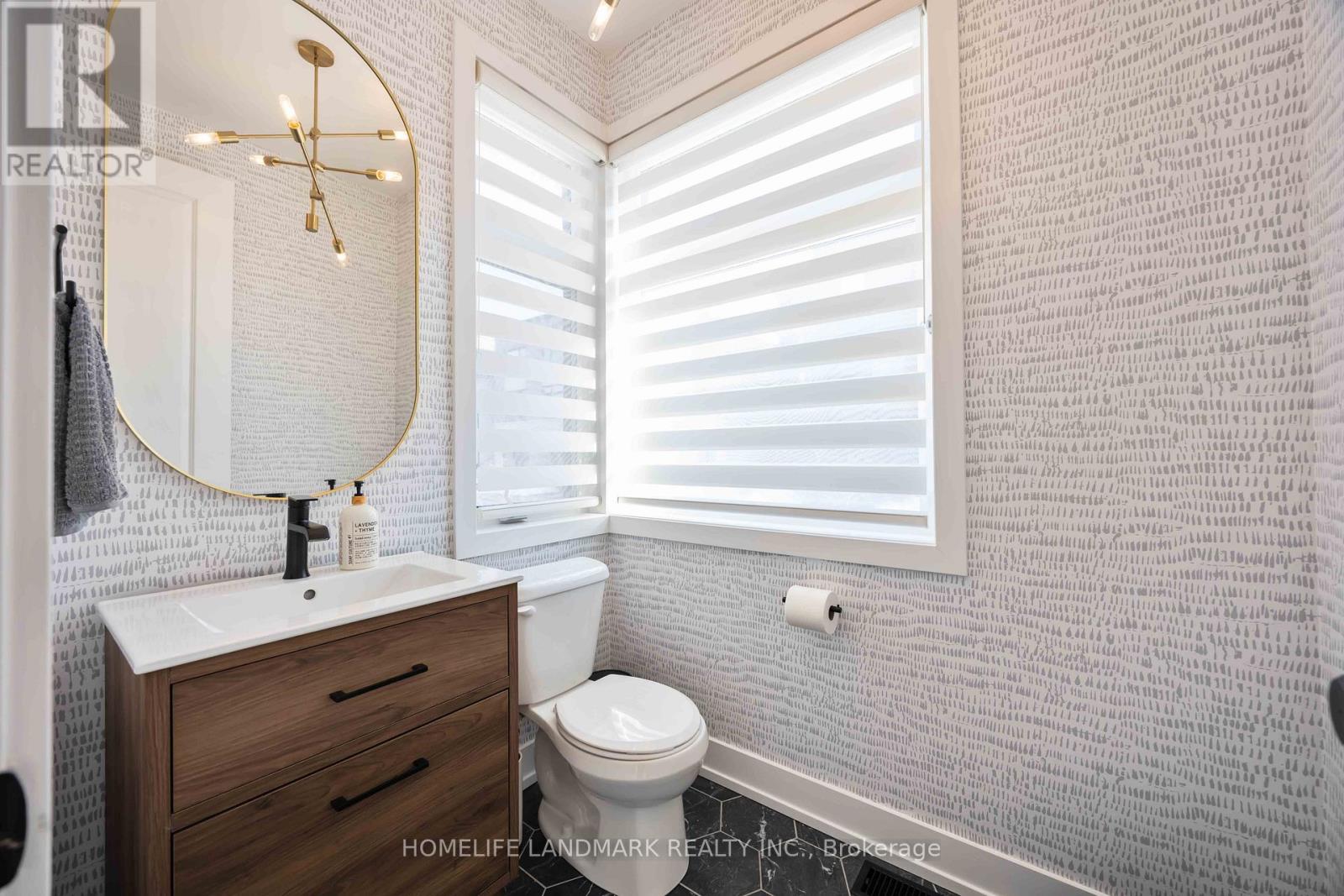 1330 Gull Crossing, Pickering, Ontario  L1W 0B7 - Photo 5 - E13109214