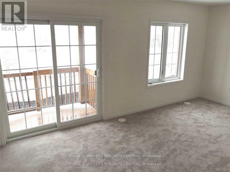 2637 Deputy Minister Path, Oshawa, Ontario  L1L 0M7 - Photo 3 - E13109248