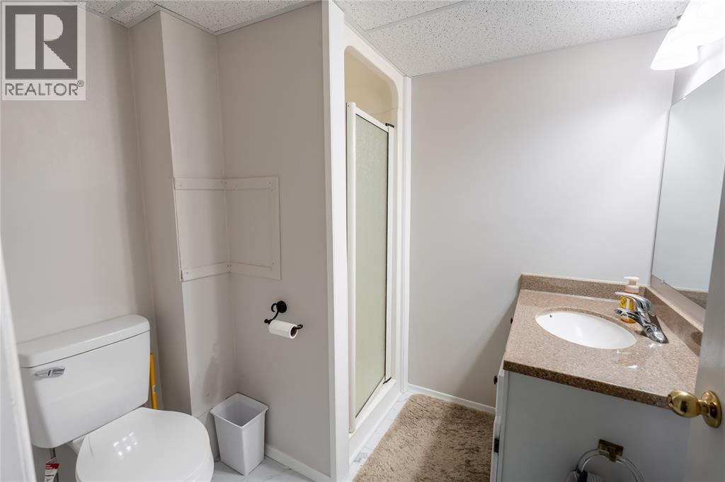 4076 Maple Street, Petrolia, Ontario  N0N 1R0 - Photo 24 - 26010633