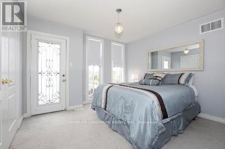141 Fox Hound Crescent, Vaughan, Ontario  L4H 2H4 - Photo 5 - N13109176