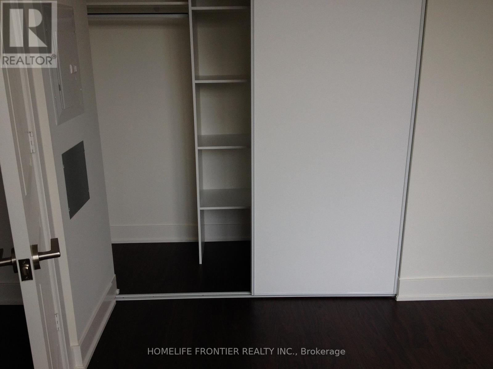 422 - 7608 Yonge Street, Vaughan, Ontario  L4J 0J5 - Photo 14 - N13109192