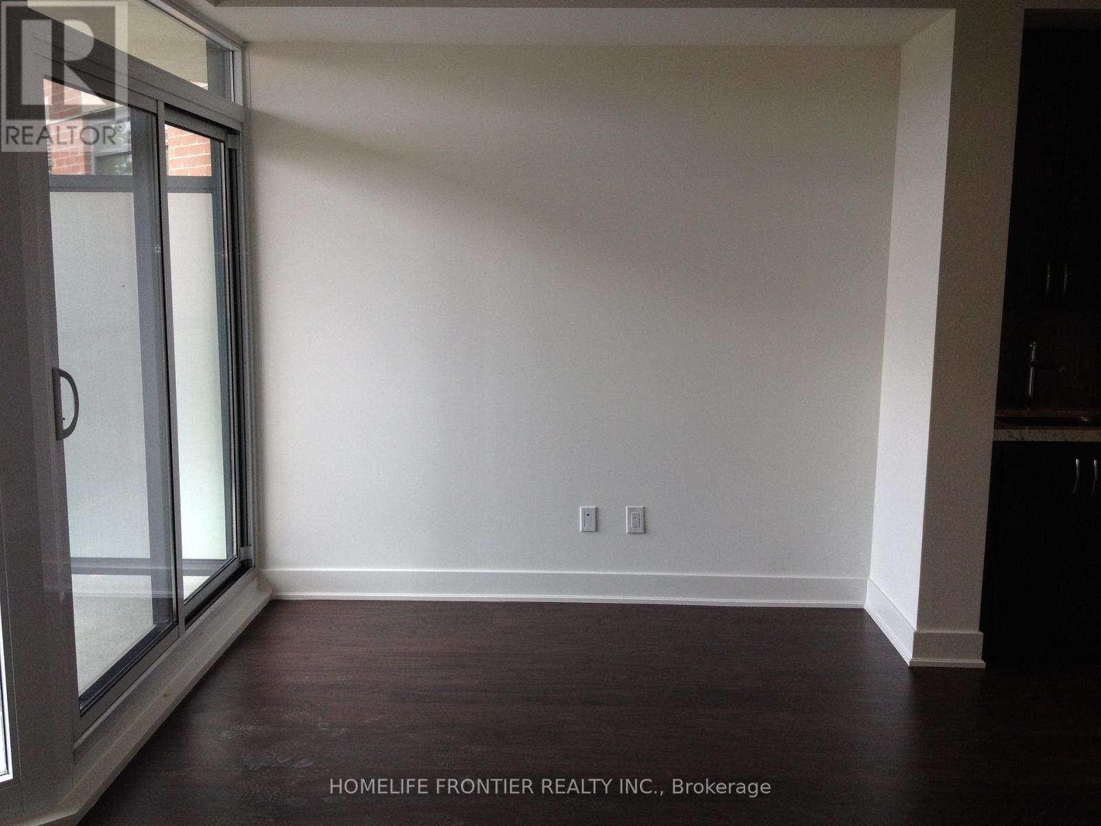 422 - 7608 Yonge Street, Vaughan, Ontario  L4J 0J5 - Photo 3 - N13109192