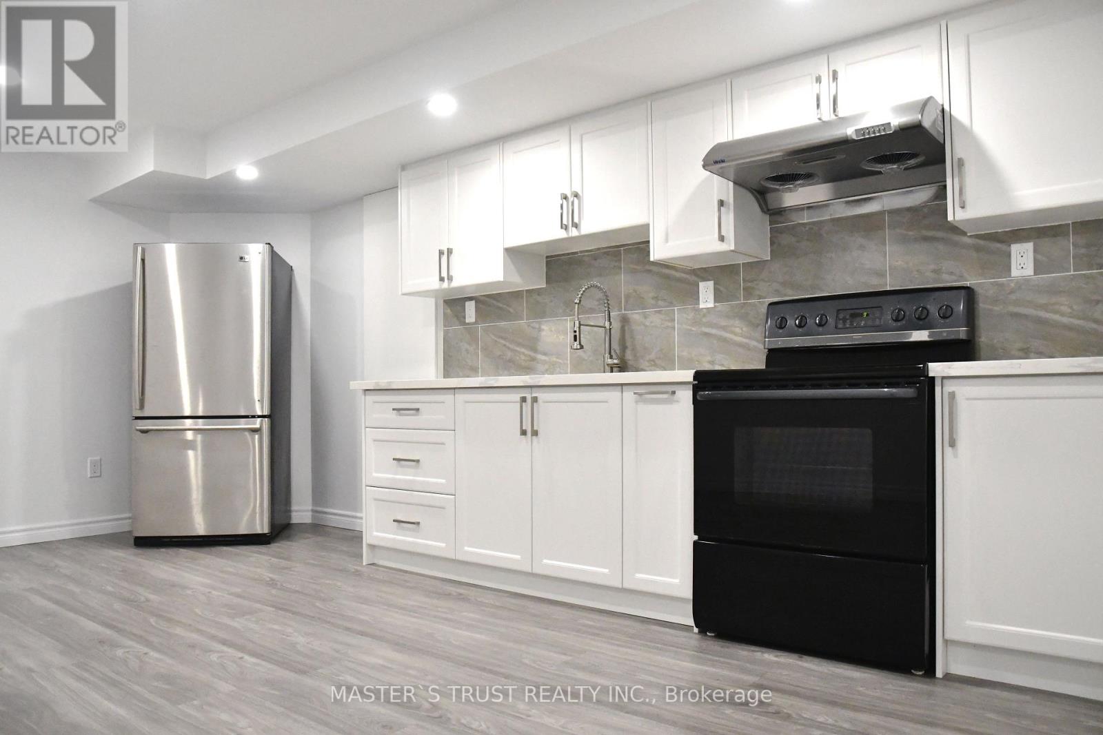 73 Bernbridge Road, Markham, Ontario  L6B 0S6 - Photo 5 - N13109260
