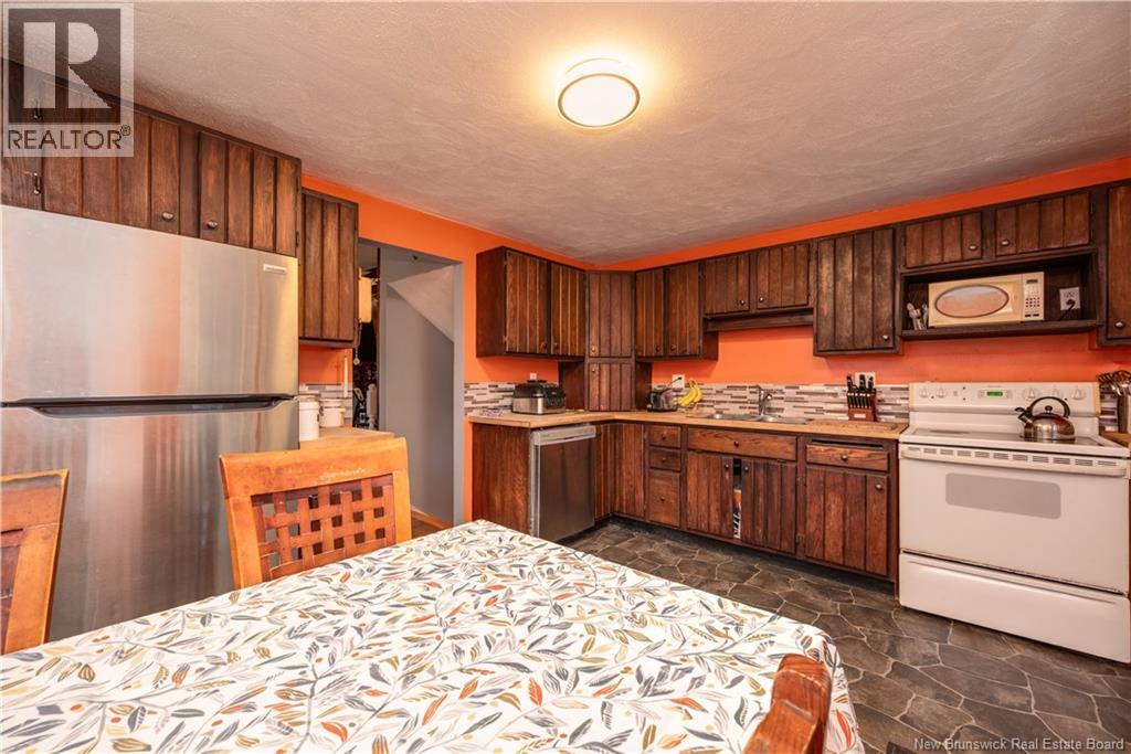 16 Dawn Street, Salisbury, New Brunswick  E4J 2B2 - Photo 4 - NB138594