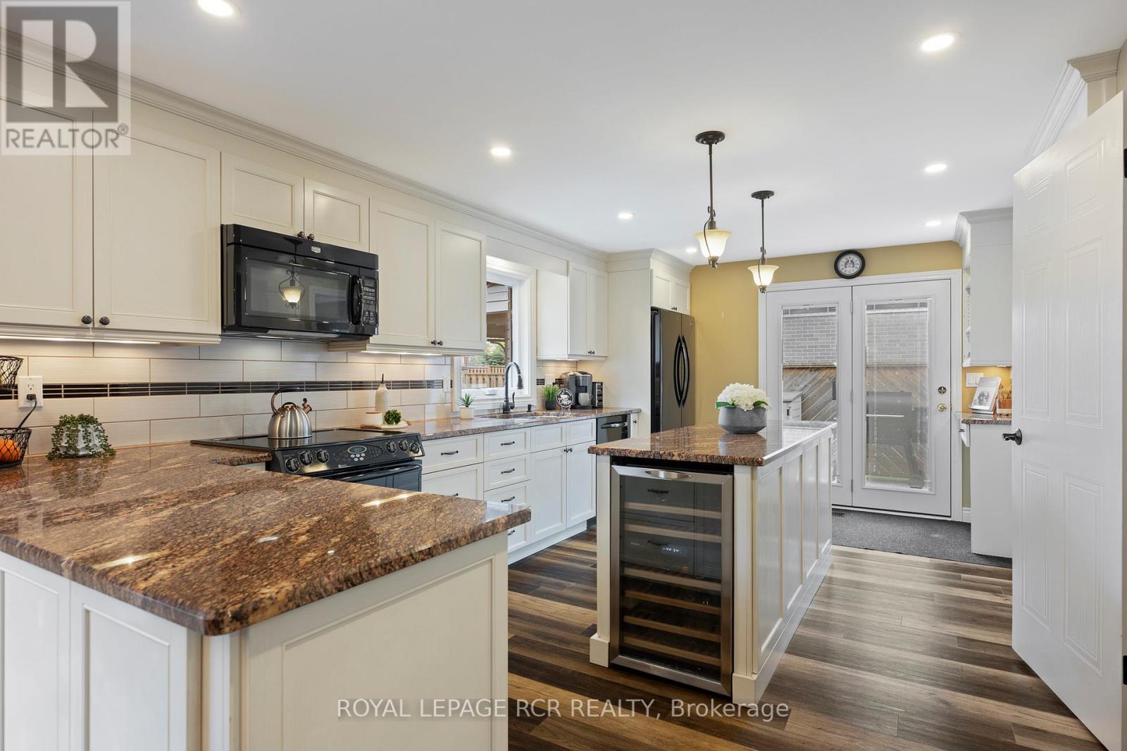 240 Oakwood Crescent, Orangeville, Ontario  L9W 4M9 - Photo 8 - W13109194
