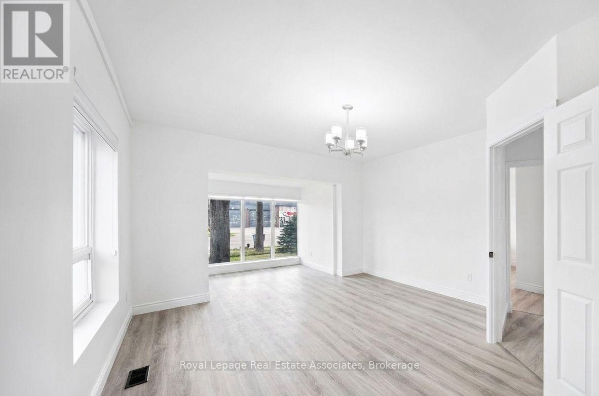 665 Kipling Avenue, Toronto, Ontario  M8Z 5G2 - Photo 11 - W13109256