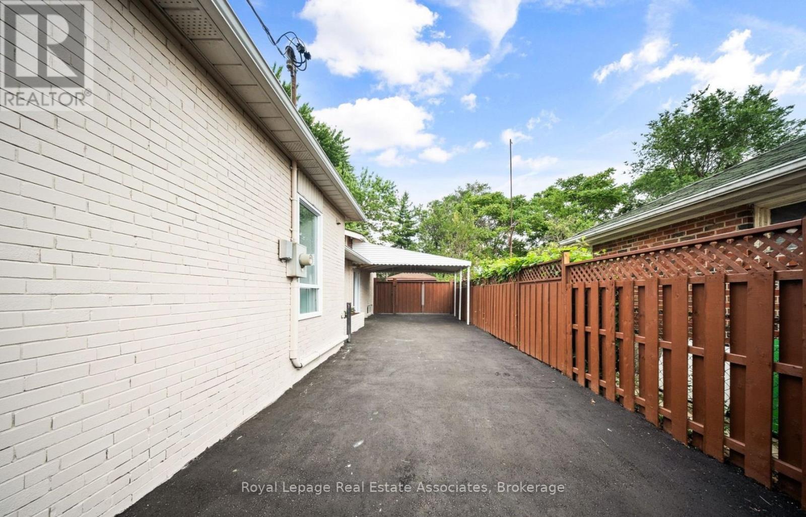 665 Kipling Avenue, Toronto, Ontario  M8Z 5G2 - Photo 20 - W13109256
