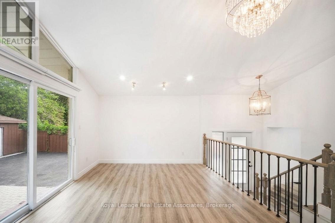665 Kipling Avenue, Toronto, Ontario  M8Z 5G2 - Photo 6 - W13109256