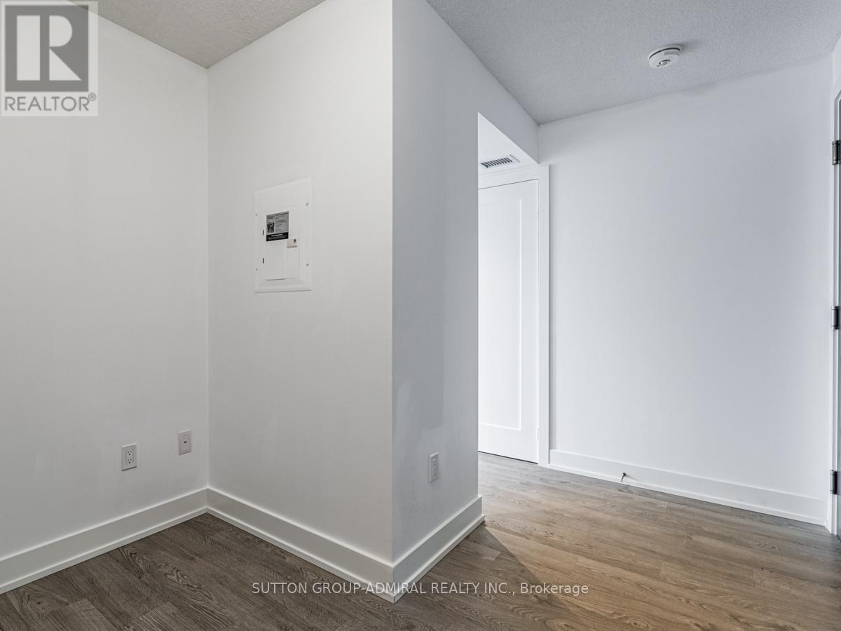 301 - 7 Mabelle Avenue, Toronto, Ontario  M9A 4Y1 - Photo 6 - W13109266