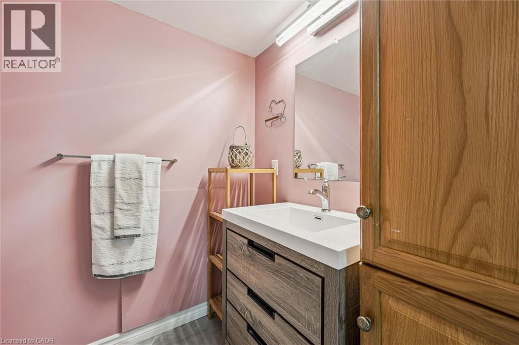 270 Morrison Road Unit# 2a, Kitchener, Ontario  N2A 3J5 - Photo 32 - 40827925