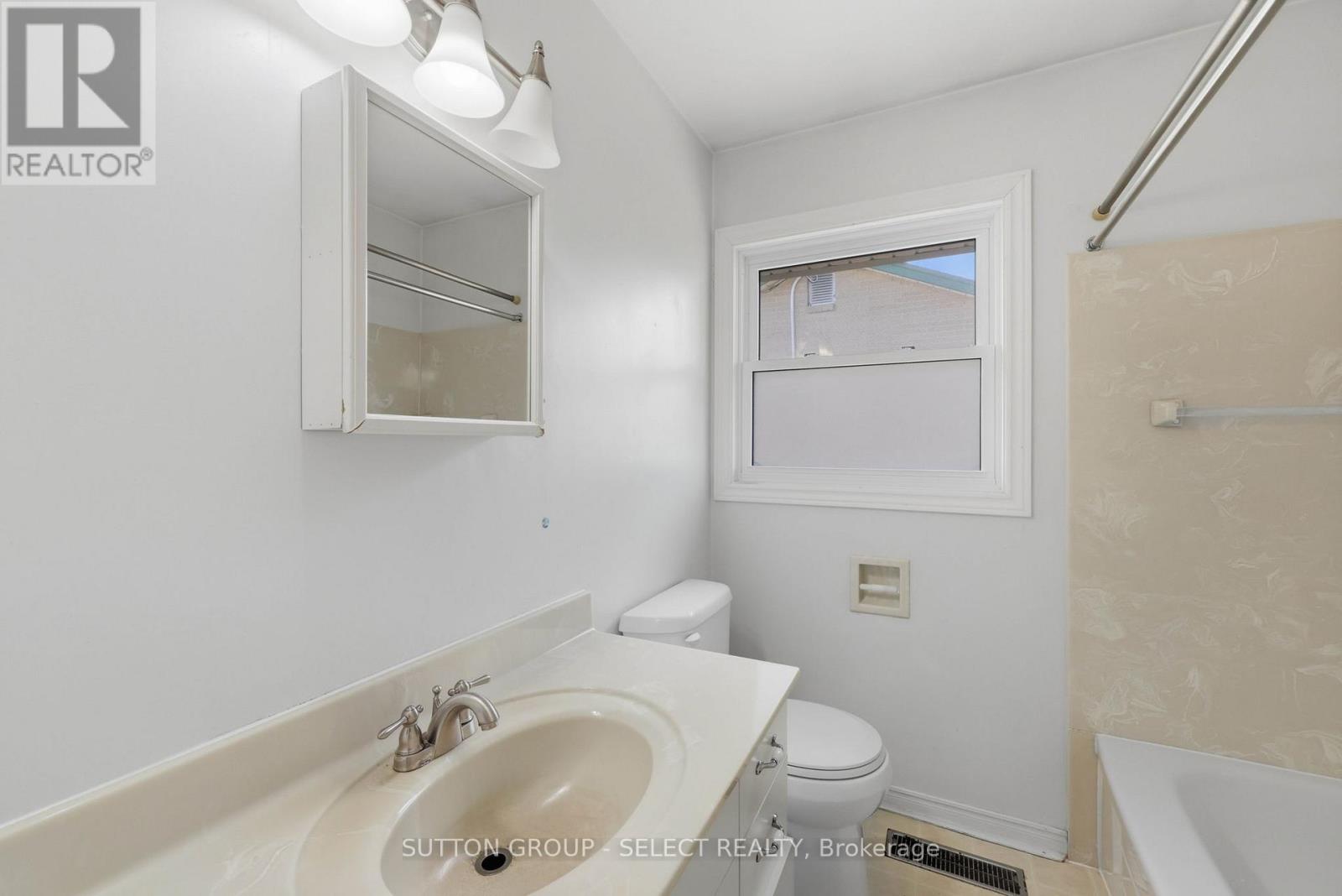 196 Dawn Drive, London East, Ontario  N5W 4X1 - Photo 16 - X13109328