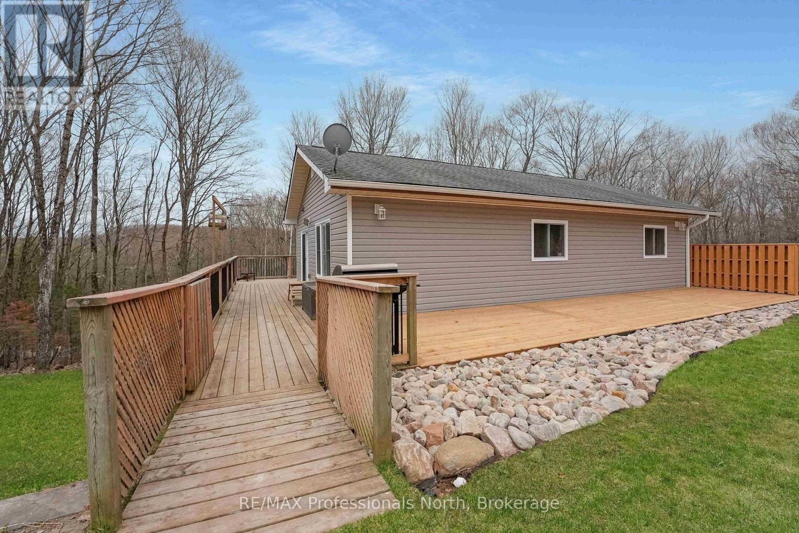 1310 Alexander Road, Minden Hills, Ontario  K0M 2K0 - Photo 5 - X13059492